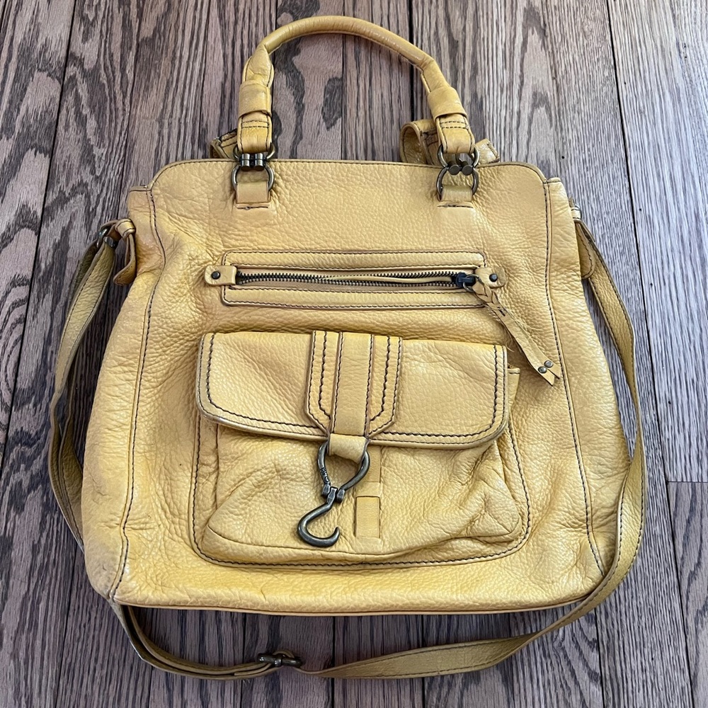 The Sak Purse